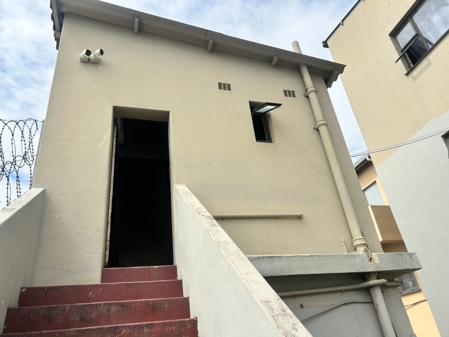 43 Bedroom Property for Sale in Quigney Eastern Cape